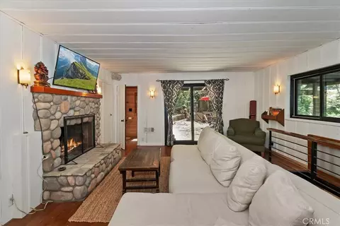 Living - 851 Cottage Grv, Lake Arrowhead, CA 92352 photo 1 of 4