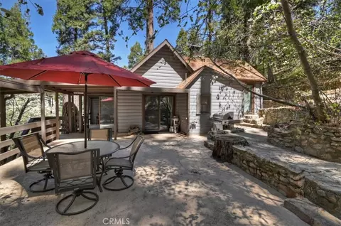 Exterior - 851 Cottage Grv, Lake Arrowhead, CA 92352 photo 3 of 19