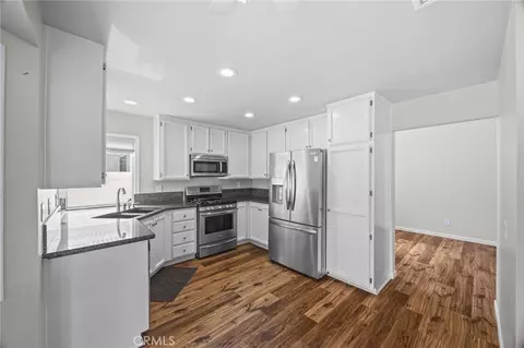 Kitchen - 28124 Palm Villa Dr, Menifee, CA 92584 photo 1 of 4