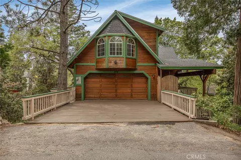 1108 Grass Valley Rd, Lake Arrowhead, CA 92352
