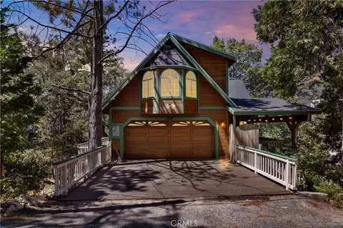 1108 Grass Valley Rd, Lake Arrowhead, CA 92352