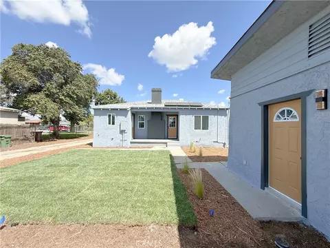 Exterior - 1008 W 134th Pl, Compton, CA 90222 photo 5 of 7