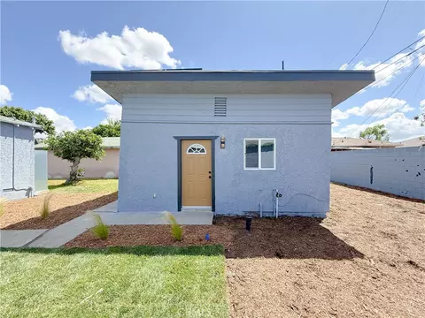 Exterior - 1008 W 134th Pl, Compton, CA 90222 photo 3 of 7