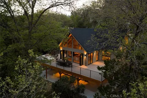 Exterior - 27463 Alpen, Lake Arrowhead, CA 92352 photo 6 of 7