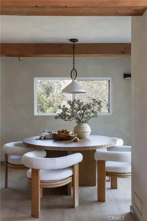 Dining - 27463 Alpen, Lake Arrowhead, CA 92352 photo 1 of 3