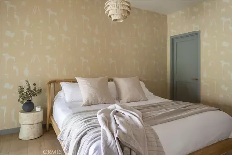 Bedroom - 27463 Alpen, Lake Arrowhead, CA 92352 photo 9 of 10