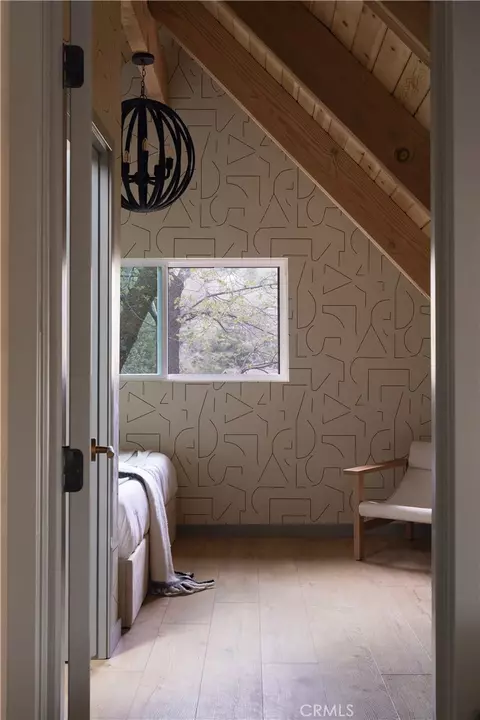 Bedroom - 27463 Alpen, Lake Arrowhead, CA 92352 photo 6 of 10