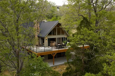 Exterior - 27463 Alpen, Lake Arrowhead, CA 92352 photo 5 of 7
