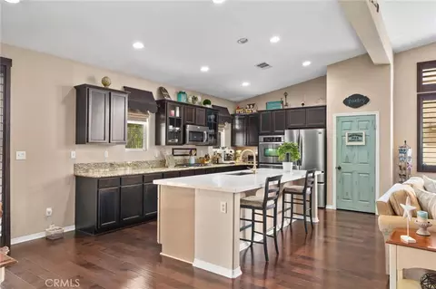 Kitchen - 31757 Dove Ct, Yucaipa, CA 92399 photo 2 of 3