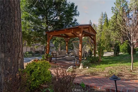 Exterior - 469 Golf Course Rd, Lake Arrowhead, CA 92352 photo 16 of 22