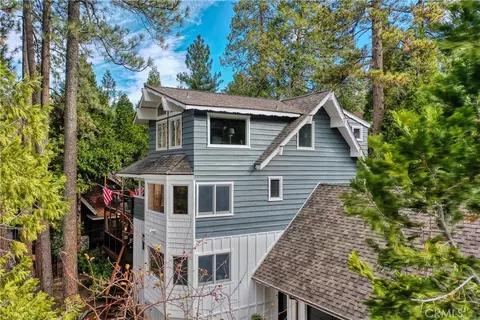 Exterior - 469 Golf Course Rd, Lake Arrowhead, CA 92352 photo 8 of 26