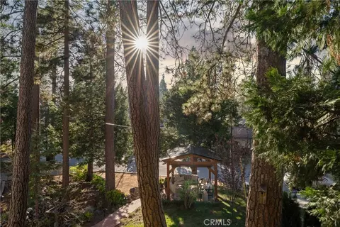 Exterior - 469 Golf Course Rd, Lake Arrowhead, CA 92352 photo 12 of 21