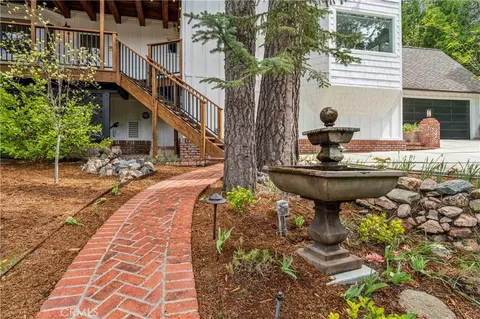 Exterior - 469 Golf Course Rd, Lake Arrowhead, CA 92352 photo 18 of 26
