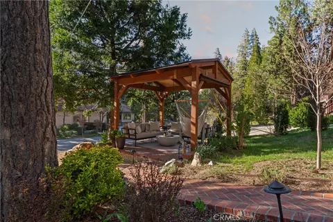 Exterior - 469 Golf Course Rd, Lake Arrowhead, CA 92352 photo 21 of 26