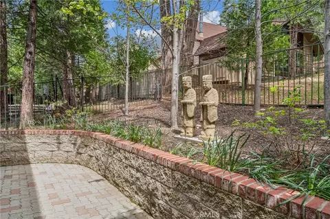 Exterior - 469 Golf Course Rd, Lake Arrowhead, CA 92352 photo 21 of 22