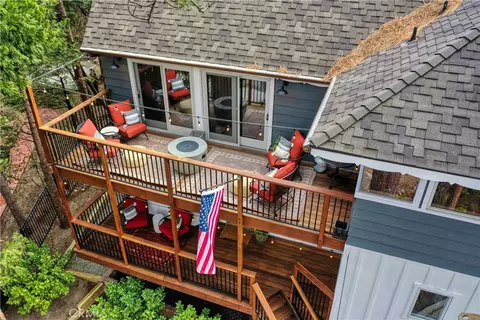 Exterior - 469 Golf Course Rd, Lake Arrowhead, CA 92352 photo 7 of 22