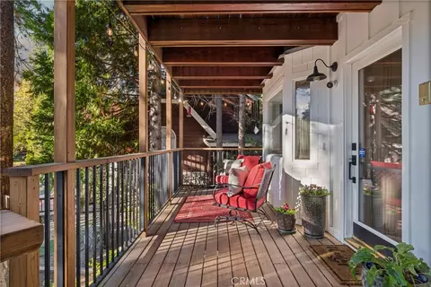 Exterior - 469 Golf Course Rd, Lake Arrowhead, CA 92352 photo 14 of 26