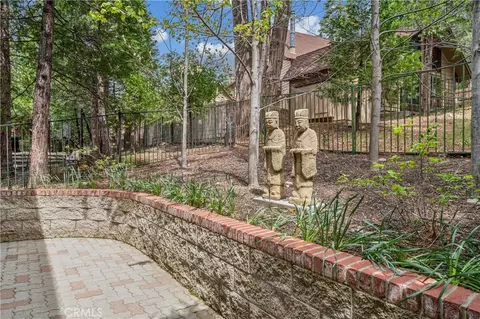 Exterior - 469 Golf Course Rd, Lake Arrowhead, CA 92352 photo 20 of 21