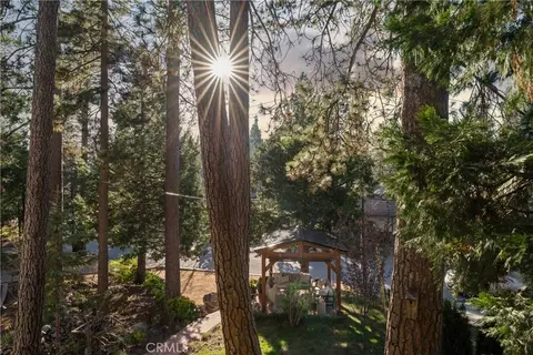 Exterior - 469 Golf Course Rd, Lake Arrowhead, CA 92352 photo 17 of 26