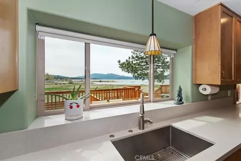 Kitchen - 222 Eagle, Big Bear Lake, CA 92315 photo 5 of 5