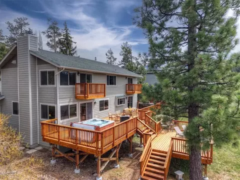 Exterior - 222 Eagle, Big Bear Lake, CA 92315 photo 4 of 13