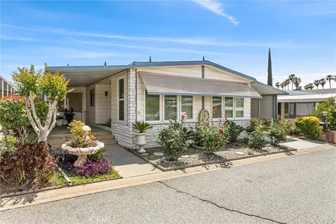4133 W Wilson St #27, Banning, CA 92220