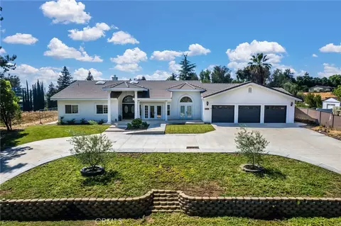 12908 South Ln, Redlands, CA 92373