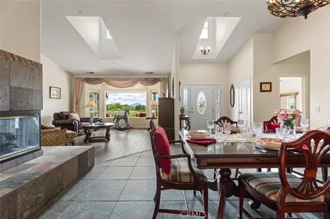 Dining - 820 Santa Fe Highlands Dr, Ramona, CA 92065 photo 2 of 2