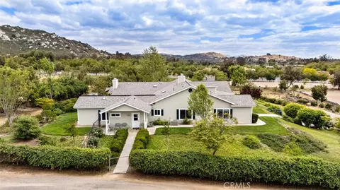 Exterior - 820 Santa Fe Highlands Dr, Ramona, CA 92065 photo 4 of 16
