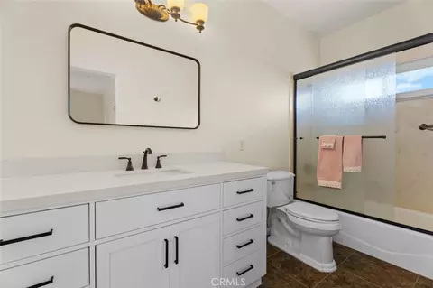 Bath - 820 Santa Fe Highlands Dr, Ramona, CA 92065 photo 4 of 4