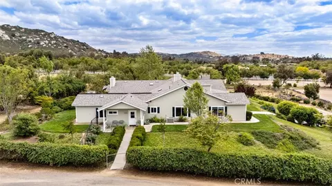 Exterior - 820 Santa Fe Highlands Dr, Ramona, CA 92065 photo 4 of 14