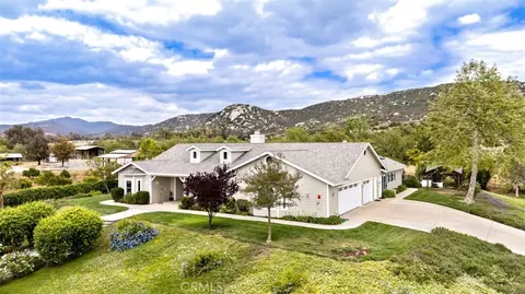 Exterior - 820 Santa Fe Highlands Dr, Ramona, CA 92065 photo 13 of 14