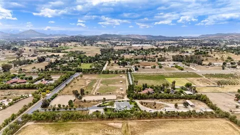View/Area - 820 Santa Fe Highlands Dr, Ramona, CA 92065 photo 4 of 7