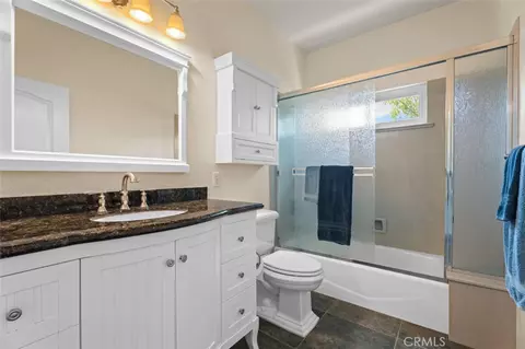 Bath - 820 Santa Fe Highlands Dr, Ramona, CA 92065 photo 3 of 4