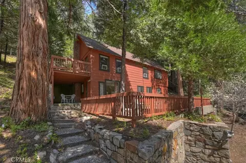 425 Blue Jay Cyn, Blue Jay, CA 92317