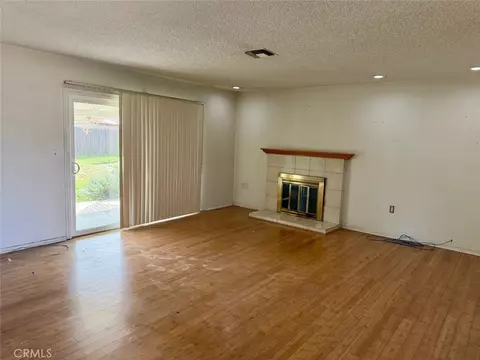 Living - 11249 Wesley, Pomona, CA 91766 photo 1 of 2