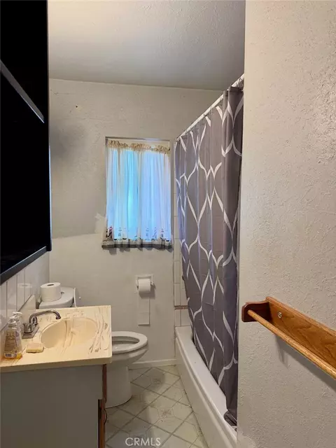 Bath - 11249 Wesley, Pomona, CA 91766 photo 1 of 2
