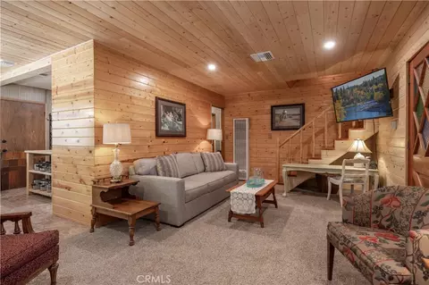 Living - 924 Michael, Big Bear City, CA 92314 photo 3 of 3