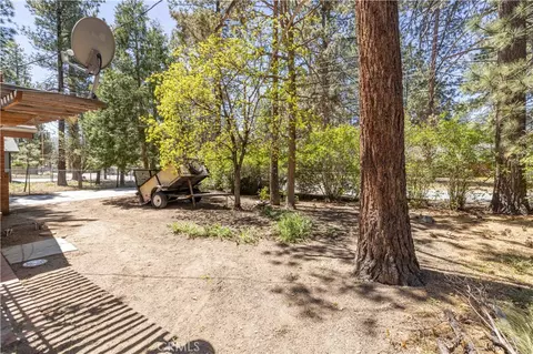 Exterior - 924 Michael, Big Bear City, CA 92314 photo 3 of 5