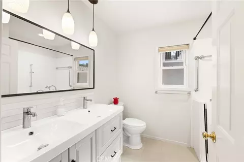 Bath - 1502 Stillman, Redlands, CA 92374 photo 2 of 3