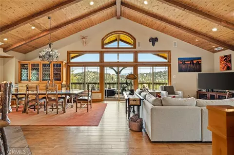 Dining - 865 Marin, Lake Arrowhead, CA 92352 photo 1 of 3