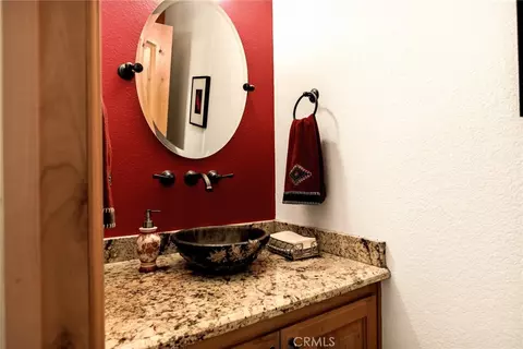 Bath - 865 Marin, Lake Arrowhead, CA 92352 photo 1 of 7