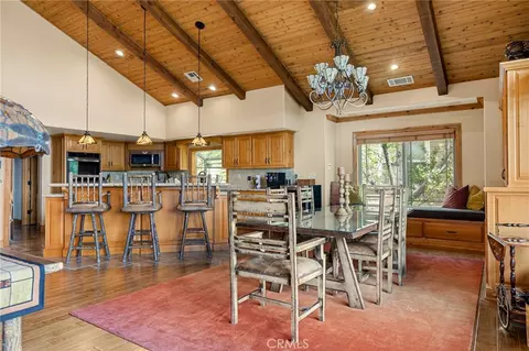 Dining - 865 Marin, Lake Arrowhead, CA 92352 photo 2 of 3