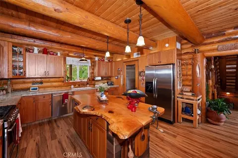 Kitchen - 2489 Spring Oak, Running Springs, CA 92382 photo 2 of 4