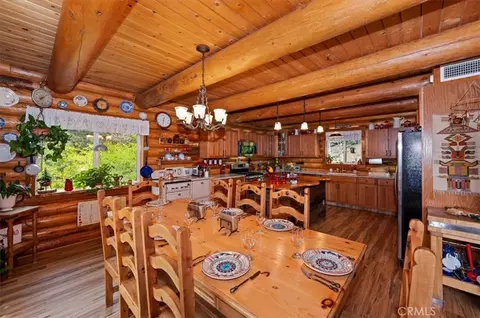 Dining - 2489 Spring Oak, Running Springs, CA 92382 photo 2 of 2