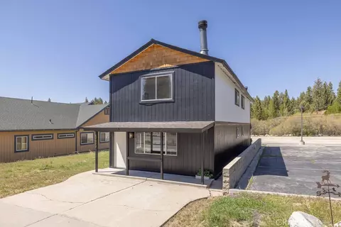 Exterior - 42692 Moonridge Rd, Big Bear Lake, CA 92315 photo 10 of 13