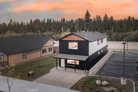 Exterior - 42692 Moonridge Rd, Big Bear Lake, CA 92315 photo 6 of 13