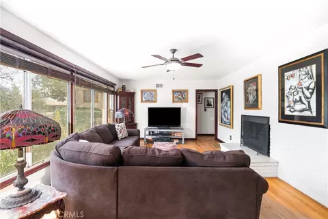 Living - 1965 Prince Albert, Riverside, CA 92507 photo 2 of 3