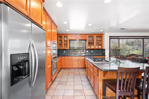 Kitchen - 1965 Prince Albert, Riverside, CA 92507 photo 4 of 4