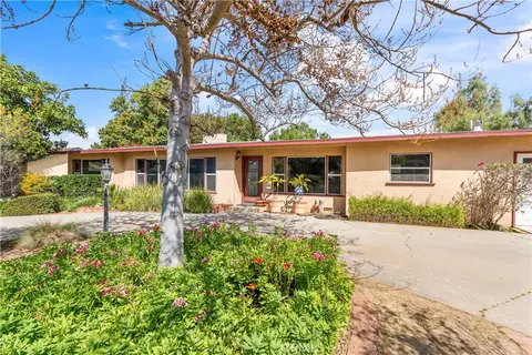 Exterior - 1965 Prince Albert, Riverside, CA 92507 photo 2 of 11